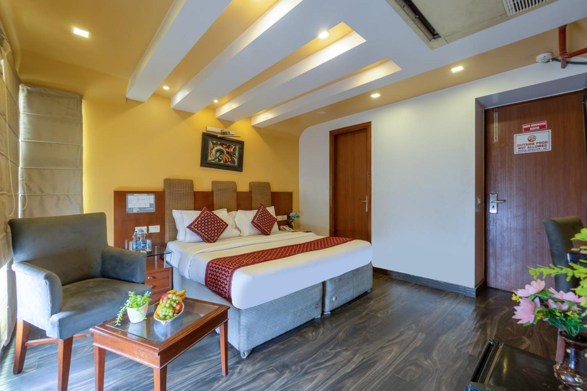 Hotel Palm Do'R # Walking Distance To New Delhi Station # Parking # Family Hotel # Customer'S Choice Hotel # Near To Tourist Places - India Gate, Red Fort, Jama Masjid Extérieur photo
