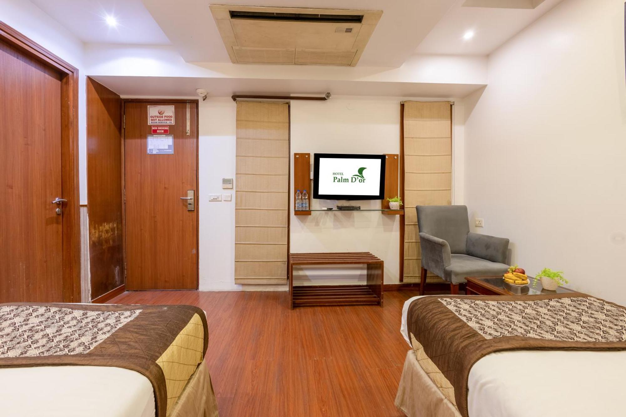 Hotel Palm Do'R # Walking Distance To New Delhi Station # Parking # Family Hotel # Customer'S Choice Hotel # Near To Tourist Places - India Gate, Red Fort, Jama Masjid Extérieur photo